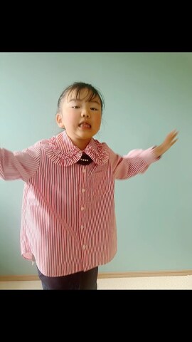 「アイテム（ブローチ/コサージュ）」を使った、Hanさん（キッズ・110cm）の冬コーディネート