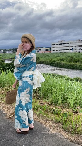 NETのバッグを使ったsofisatokoさんのファッション動画