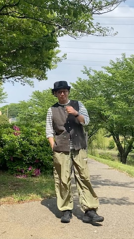 「アイテム（ベスト）」を使った、sunriseseaさん（メンズ・172cm・50代）の春コーディネート