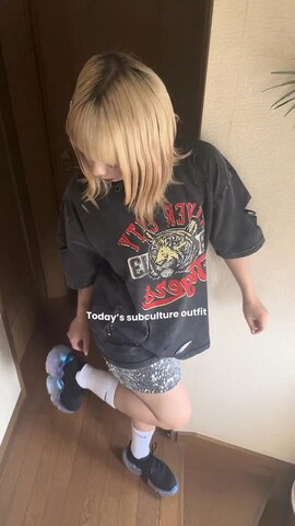 DEVICEのTシャツ/カットソーを使ったDEVICEさんのファッション動画-イガー スカル 髑髏 プリントダメージ加工 ピグメント Tシャツ 半袖