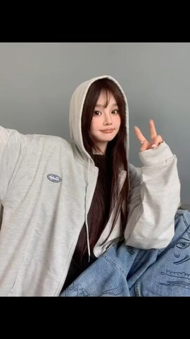 DEVICEのパーカーを使ったDEVICEさんのファッション動画