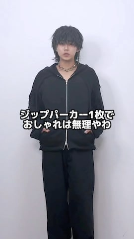 「アイテム（パーカー）」を使った、 TAKATOさん（メンズ・172cm）の秋コーディネート