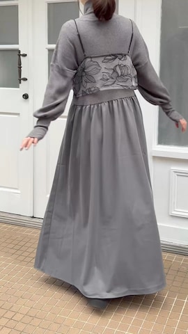 ダウンベストを使ったあかねさんのファッション動画