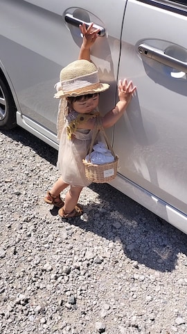 かごバッグを使ったkana♡さんのファッション動画