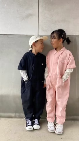 「アイテム（つなぎ/オールインワン）」を使った、m & s & nさん（キッズ・110cm）の冬コーディネート