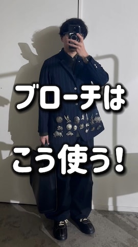 「缶バッジ」｜「アイテム（テーラードジャケット）」を使った、kurashinoiyashiさん（メンズ・160cm）の秋コーディネート
