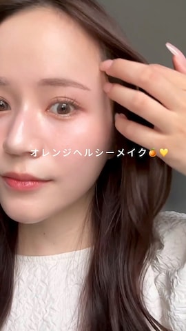 「アイテム（アイブロウ）」を使った、ユウネさん（レディース・167cm）の秋コーディネート