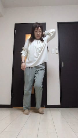 green label relaxingのパンツを使った（相互）さやかさんのファッション動画