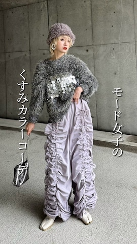 ニット/セーターを使ったIMOKOさんのファッション動画