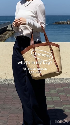 agnes b.のアイテムを使ったSIZUさんのファッション動画