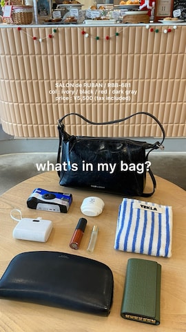 メイクアップを使ったSIZUさんのファッション動画