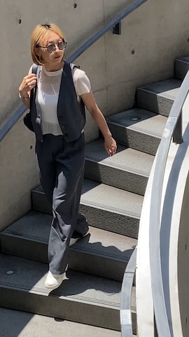 GRLのセットアップを使ったSIZUさんのファッション動画