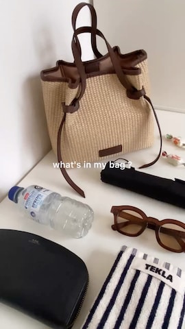 SALON de RUBANのトートバッグを使ったSIZUさんのファッション動画-今年の夏カゴバッグはこれで決まり🏝️️