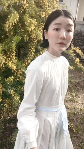 CASA FLINEのワンピースを使ったRYOKO  Yuhasaさんのファッション動画