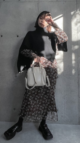 Y/limのアイテムを使ったwenさんのファッション動画