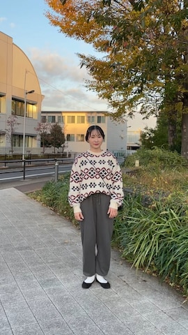 「アイテム（ジャンパースカート）」を使った、ちょこびさん（レディース・154cm）の秋コーディネート