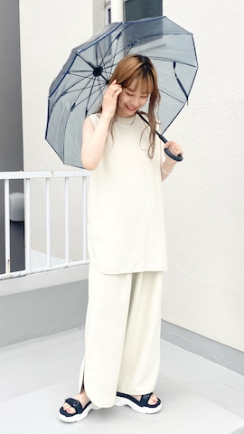 「アイテム（長傘）」を使った、anzuさん（レディース・158cm）の夏コーディネート