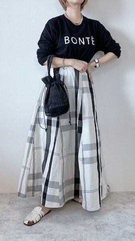 Renameのアイテムを使ったmemeさんのファッション動画