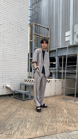 tk.TAKEO KIKUCHIのテーラードジャケットを使ったSHOさんのファッション動画