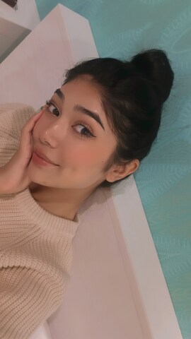 「アイテム（美容液/オイル/クリーム）」を使った、priyankayoshikawaさん（レディース・175cm）の春コーディネート