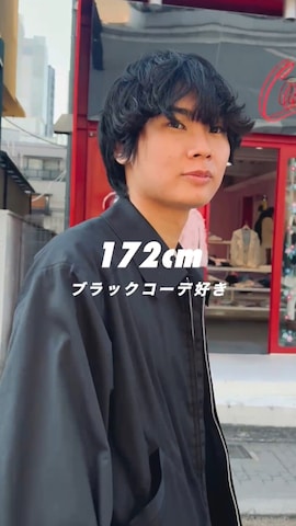 「アイテム（タンクトップ）」を使った、平莉川己夢(コム)さん（メンズ・172cm）の春コーディネート