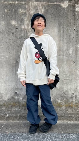 「アイテム（パーカー）」を使った、 Rey さん（キッズ・138cm）の冬コーディネート