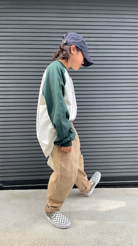 「アイテム（トートバッグ）」を使った、 Rey さん（キッズ・134cm）の春コーディネート