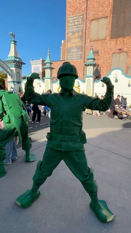 EMMA CLOTHESのアイテムを使ったしゅーたさんのファッション動画