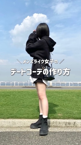 「アイテム（パーカー）」を使った、てんさん（レディース・155cm）の冬コーディネート