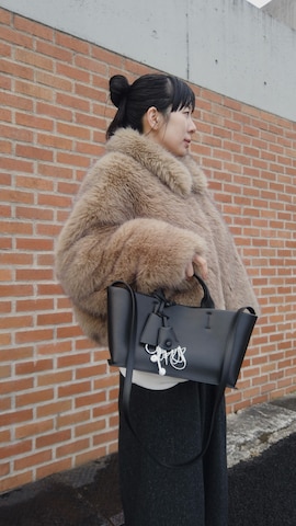 leinwandeのアイテムを使ったRIKAさんのファッション動画