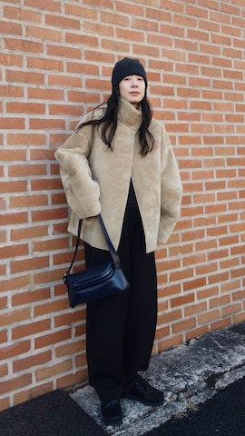 OSOIのアイテムを使ったRIKAさんのファッション動画