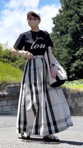 「ANGIE（アンジー）のアイテム（シューズ）」を使った、高野軍曹さん（レディース・158cm）の夏コーディネート