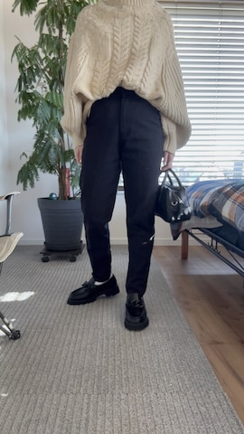 AZUL by moussyのスニーカーを使ったmidoさんのファッション動画