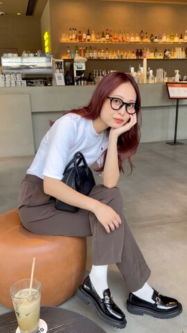 「アイテム（コンシーラー）」を使った、maiさん（レディース・162cm）の秋コーディネート
