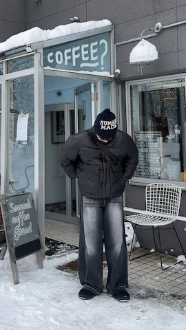 .KOMのショルダーバッグを使ったSeigoさんのファッション動画