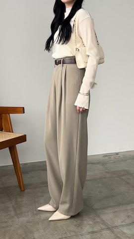 「nouvellemoi（ヌーベルモイ）のアイテム（スラックス）」を使った、ぽんさん（レディース・161cm）の春コーディネート