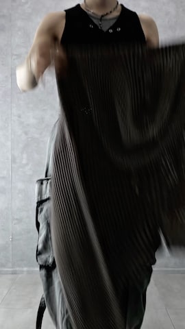 remerのアイテムを使ったAranさんのファッション動画