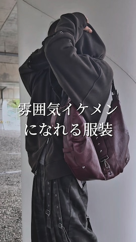 「アイテム（トートバッグ）」を使った、Aranさん（メンズ・177cm）の秋コーディネート