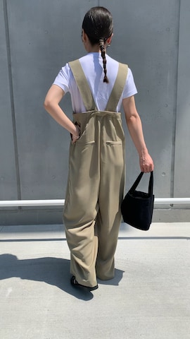 UNIQLOのTシャツ/カットソーを使ったsonさんのファッション動画