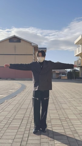 CLELのセットアップを使ったツバサさんのファッション動画