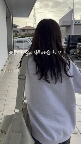 by muni:rのデニムパンツを使ったsoaさんのファッション動画