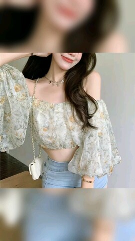 チューブトップを使ったcontentoas　コンアスさんのファッション動画