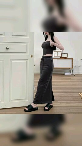 チューブトップを使ったcontentoas　コンアスさんのファッション動画