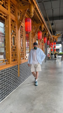 AGAINSTのアイテムを使ったChan CheeHongさんのファッション動画