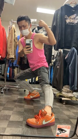 SHEENのタンクトップを使ったm3i8w3a9さんのノウハウ動画-＃筋肉自慢パート2💪＃脱毛してるからこそ出来る事✌️＃自信力UP👏