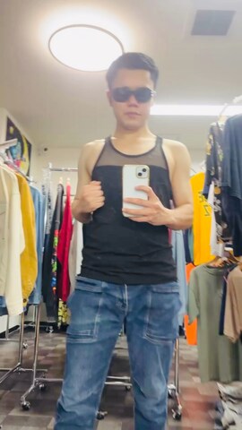 SHEENのタンクトップを使ったm3i8w3a9さんのノウハウ動画-胸板頑張ってまだまだ鍛えよう💪