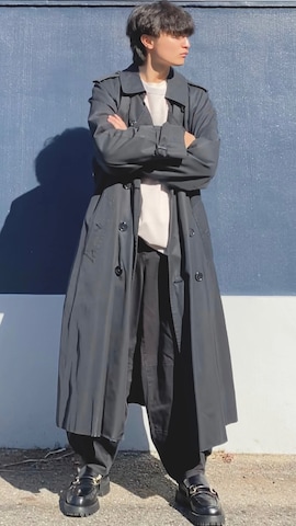 「アイテム（トレンチコート）」を使った、ざわ_低身長男子styleさん（メンズ・163cm）の冬コーディネート