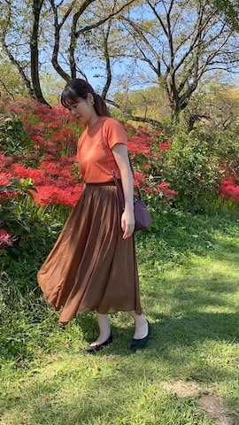 UNIQLOのTシャツ/カットソーを使った北澤 希世子さんのファッション動画