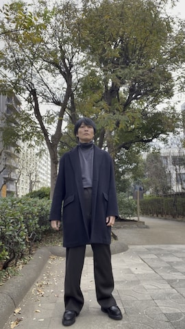 スラックスを使ったYOSHIMAさんのファッション動画