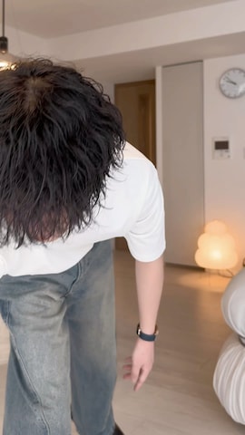 WYM LIDNMのTシャツ/カットソーを使ったげんじさんのファッション動画